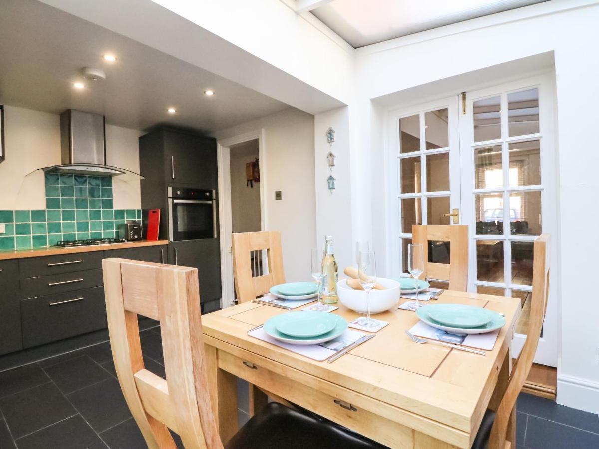South Harbour Cottage Weymouth Bagian luar foto